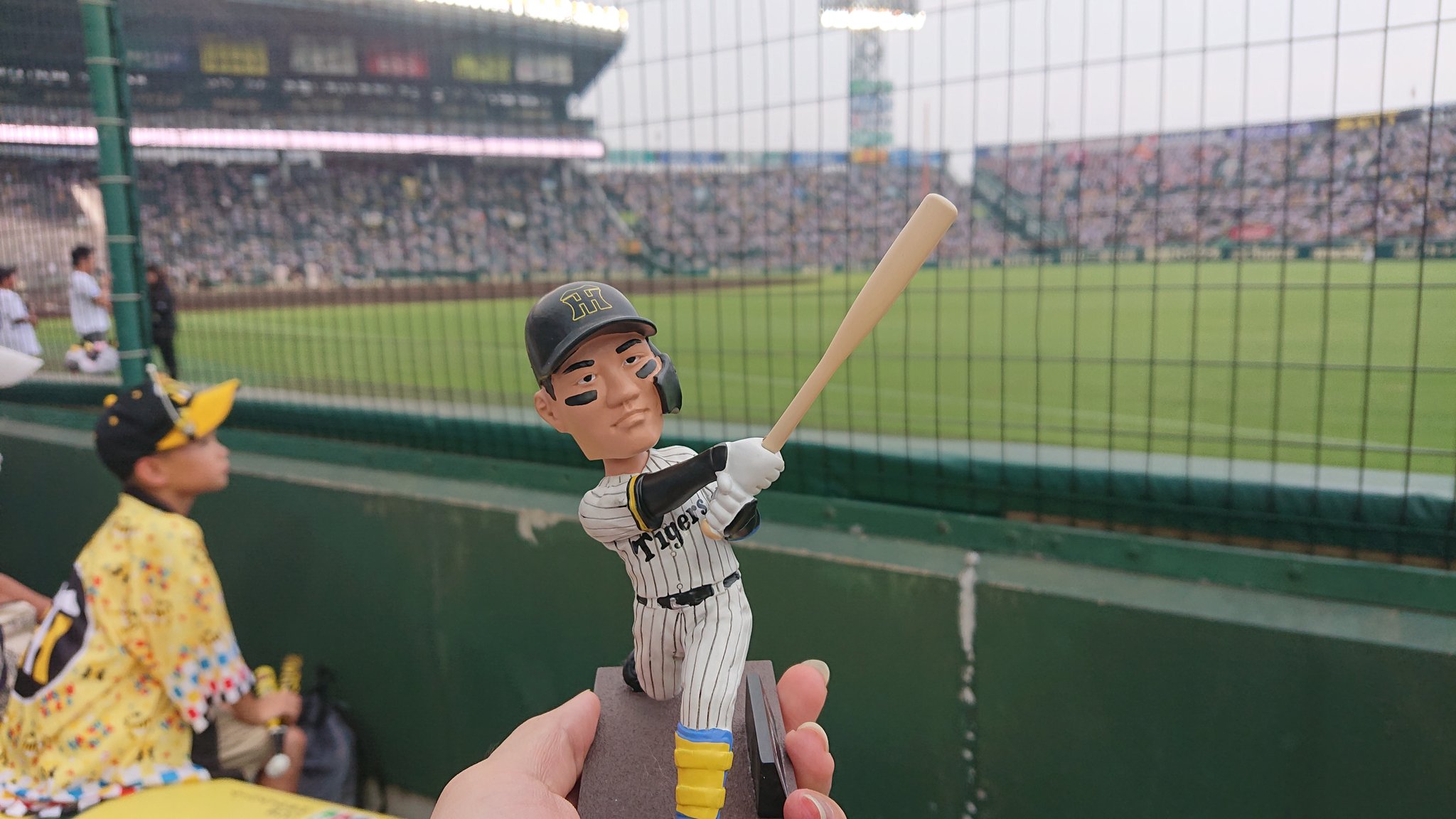 日本初の 阪神タイガース 森下翔太選手ボブルヘッド人形