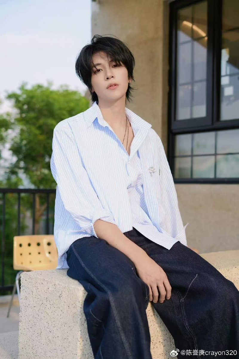 yugengsite's tweet photo. 250702 yugeng weibo update 1/3

#chenyugeng #陈誉庚 https://t.co/CDcT8BORia
