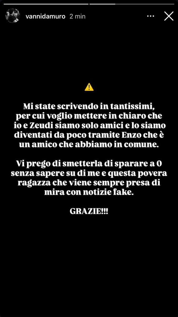 eccoci_'s tweet photo. OGNI TANTO IMPARATE A STARE MUTI. https://t.co/OBaYCxT2EM