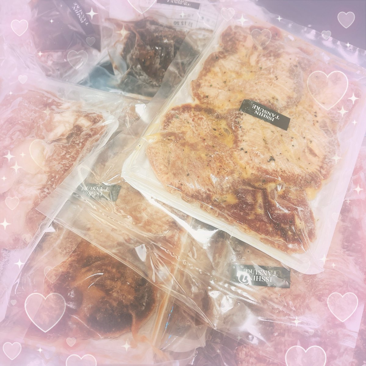 HasumiShiori_'s tweet photo. PPP CUPのチャンピオンでもらった分と
この前のたかハルカスタムで優勝した分🥩🤍
写真に入りきらないくらいたくさんある幸せ!!!
冷凍庫が牛タンで溢れてるよ🤤
(#takaharu_ooi )(#IsshinTansuke )(#Prune___ )
ありがとうございますっっ🥺🥺 https://t.co/xr5QWsOVZX