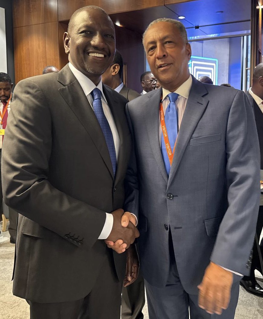 Zemedeneh's tweet image. London Stock Exchange (LSE): Kenya’s President, H.E. William Ruto, Guest of Honor this morning who rung the LSE’s opening bell. 

I had the honor to discuss with President Ruto about investing and doing business in Africa (picture).

InvestAfrica’s annual “The Africa Debate” is…