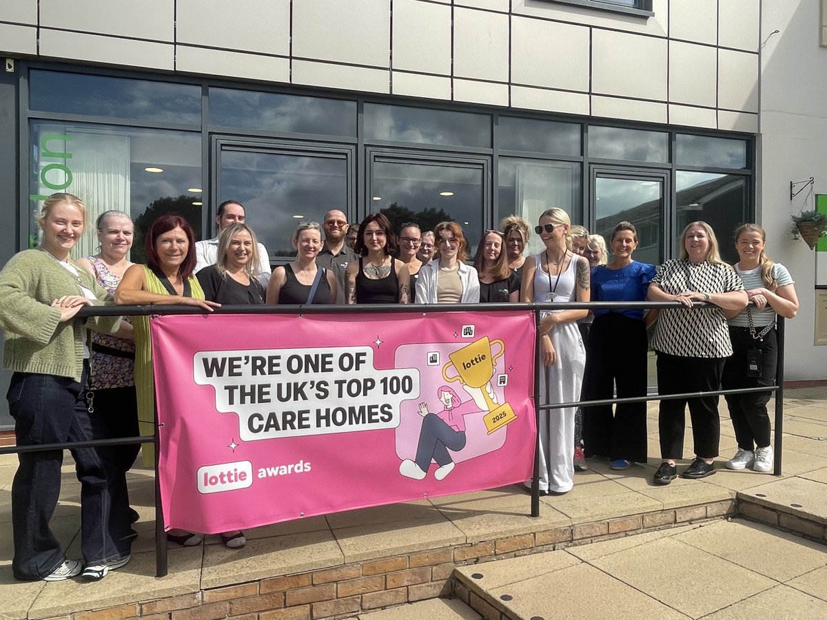 Belong Crewe's banner has arrived! The village is thrilled to make the top 100 care homes in the whole country! 🩷 
<a href="/thanks_lottie/">Lottie 👵</a> 

👉 Full story: 
belong.org.uk/news/2025/06/b…  

💼 Come and work for us (it really is the best!): belong.org.uk/careers/apply  

#Dementia #Crewe #Awards