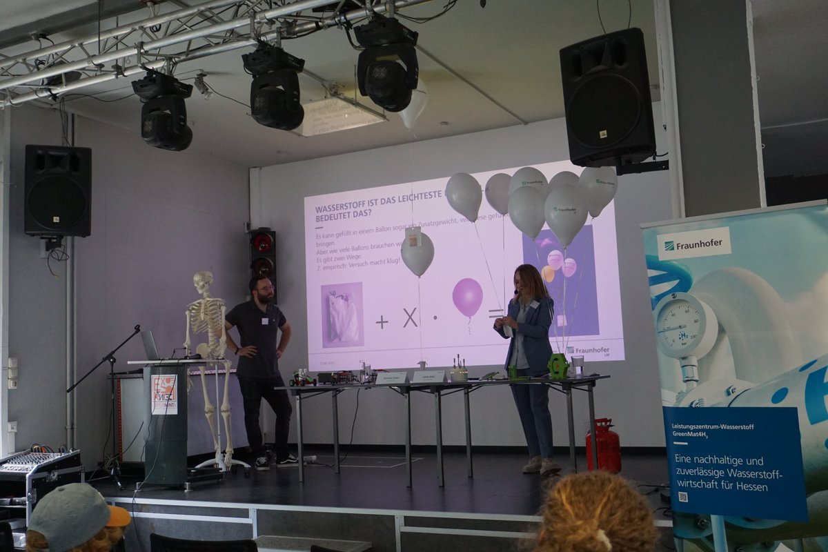 Woche_des_H2's tweet image. #WDW-Rückblick 27. Juni - Teil 2
Es ging weiter nach Frankfurt a.M. zur EXPERIMINTA, zum Event vom Fraunhofer Leistungszentrum Wasserstoff Hessen | GreenMat4H2. Ab 14:00 hieß es: Wissenschaft hautnah erleben. linkedin.com/feed/update/ur…
#WDW2025
#Wasserstoff
#WasserstoffErleben