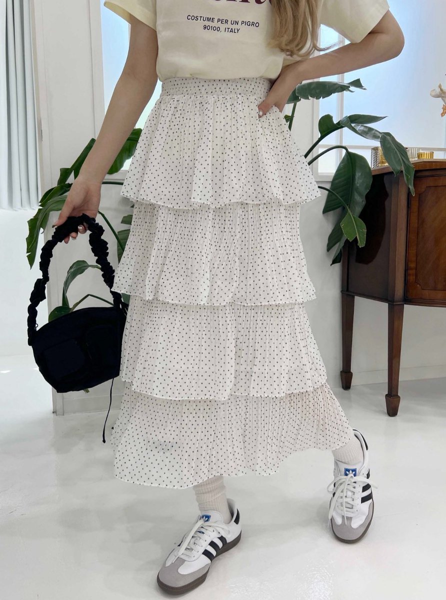 wc__official's tweet image. 𝑵𝑬𝑾 𝑰𝑻𝑬𝑴🆕♡
ドットティアードロングスカート
¥3,959 tax in
これ1枚で華やかな印象に✨️
アイテムはこちら⤵⤵⤵
zozo.jp/sp/shop/wego/g…
