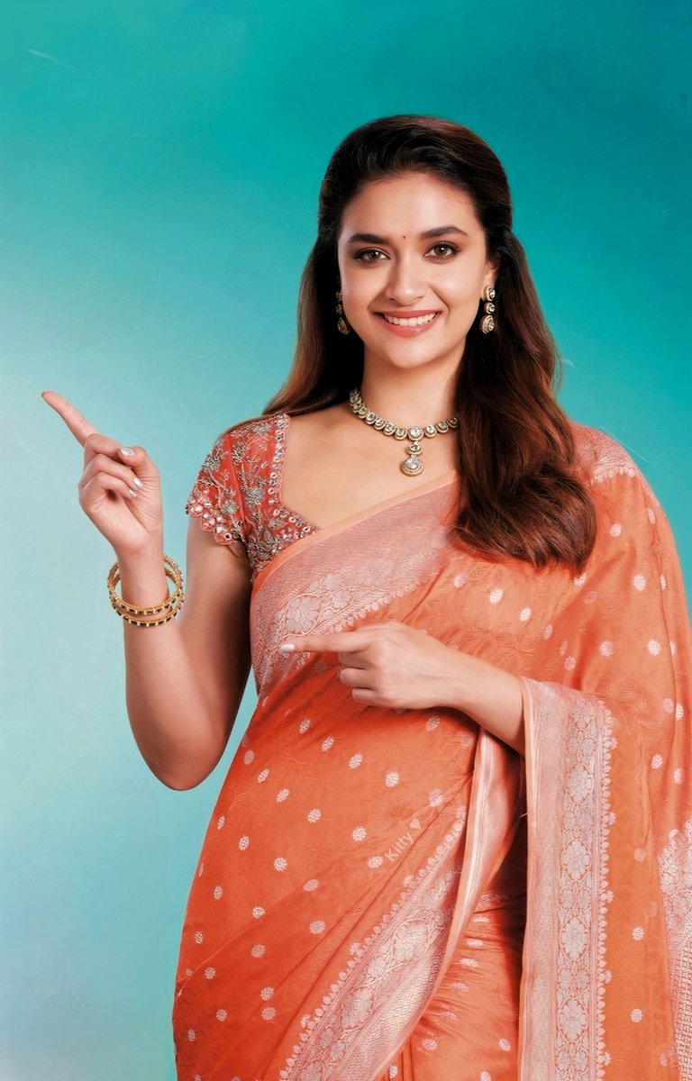 sharathvjks317's tweet photo. Gorgeous Look 🧡🫶

@KeerthyOfficial #KeerthySuresh https://t.co/EiFJ5VVBtd