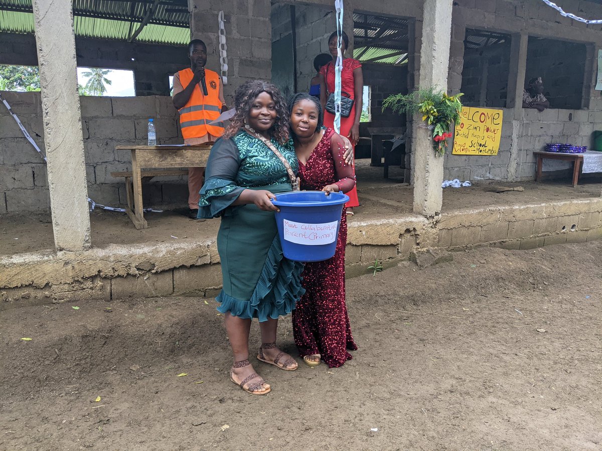 SchoolSafetyO_'s tweet photo. School Safety Outreach's end of year price donation in some hard-hit crises villages of Meme

@UNICEF @gofundme @benevity @UNOCHA @save_children @WorldVision https://t.co/W0EzjS1NzQ