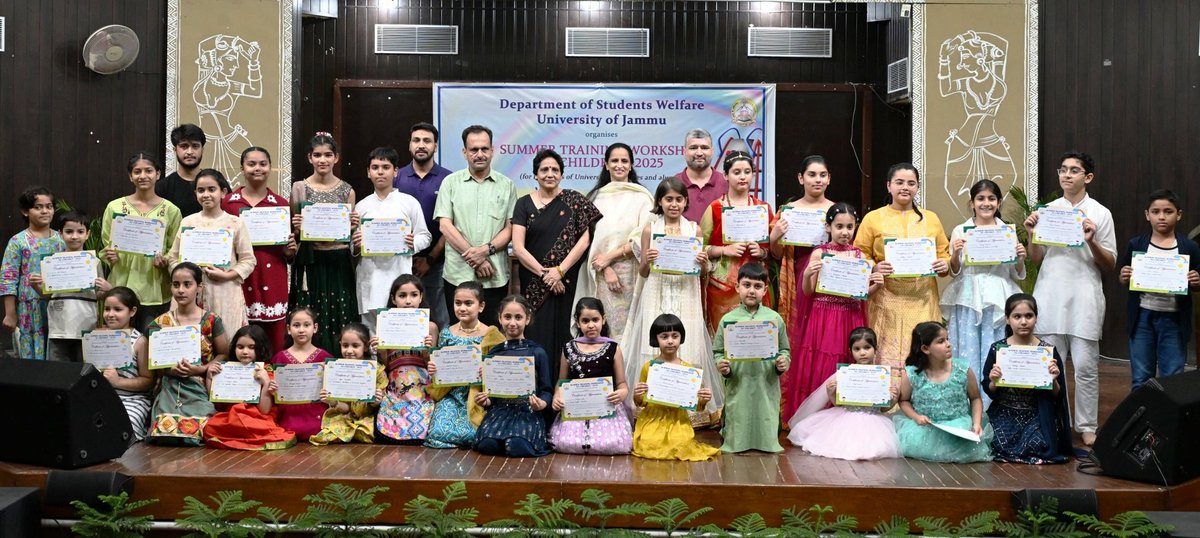 Summer Camp for Children organized by the Department of Students Welfare, University of Jammu culminated  at Brig. Rajinder Singh Auditorium with spectacular presentations by children. During the camp, children were imparted training of Theatre &amp; Dance by the experts.