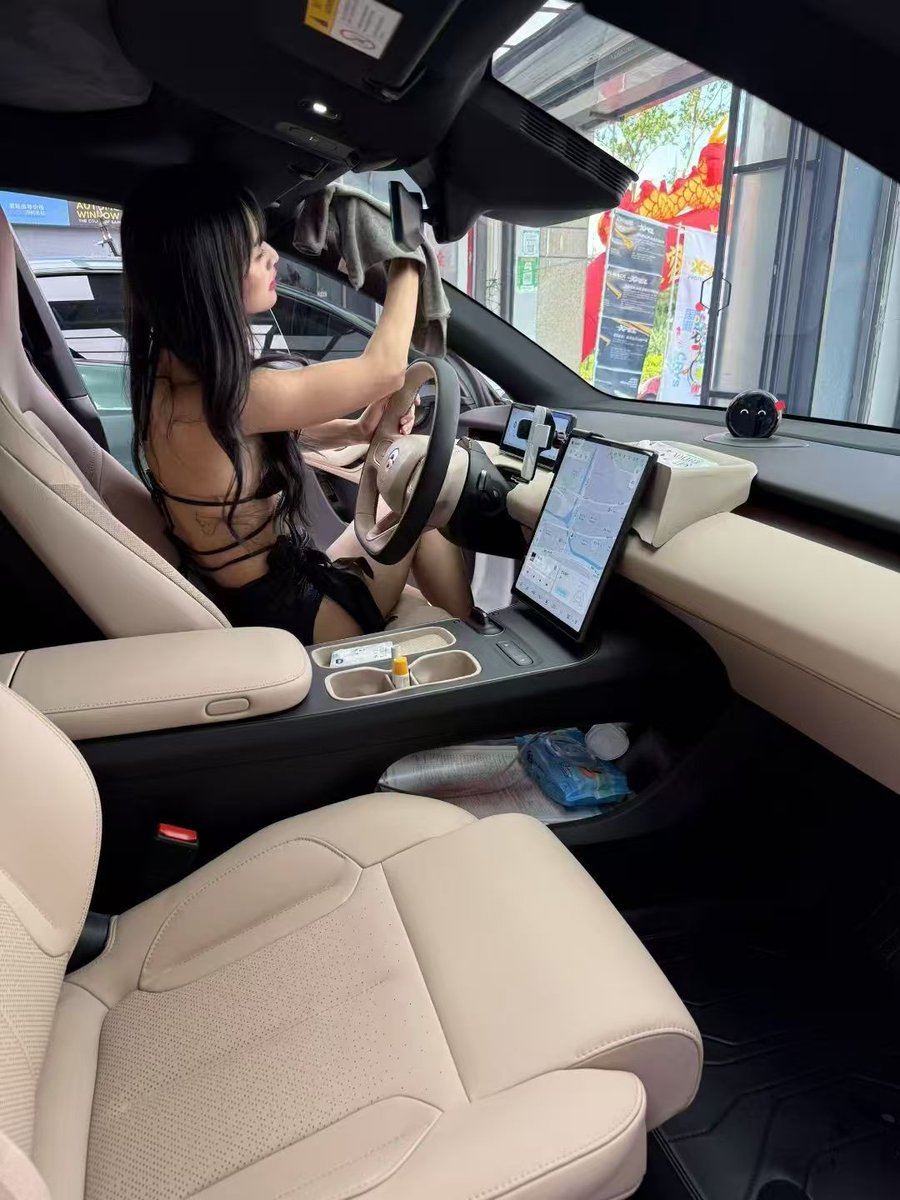 福利姬0xDoufu💢分享的黄推图片3 - 网红私拍内容