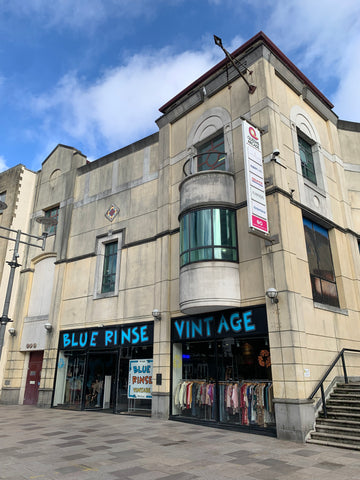 _____renart's tweet photo. 11. Blue rinse vintage
빈티지 옷가게
얘도 분점이에요
동네 빈티지샵 중에 제일 디피 잘 된 곳(가격대는 있음)
https://t.co/z2UDMTf7Ti https://t.co/KtBnzrxARD