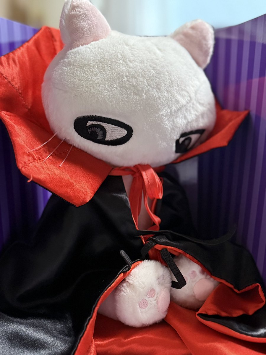 tanoshi_toshi's tweet photo. ヴァンパイア大王EDYHたん🧛 https://t.co/Xsmie30Eje