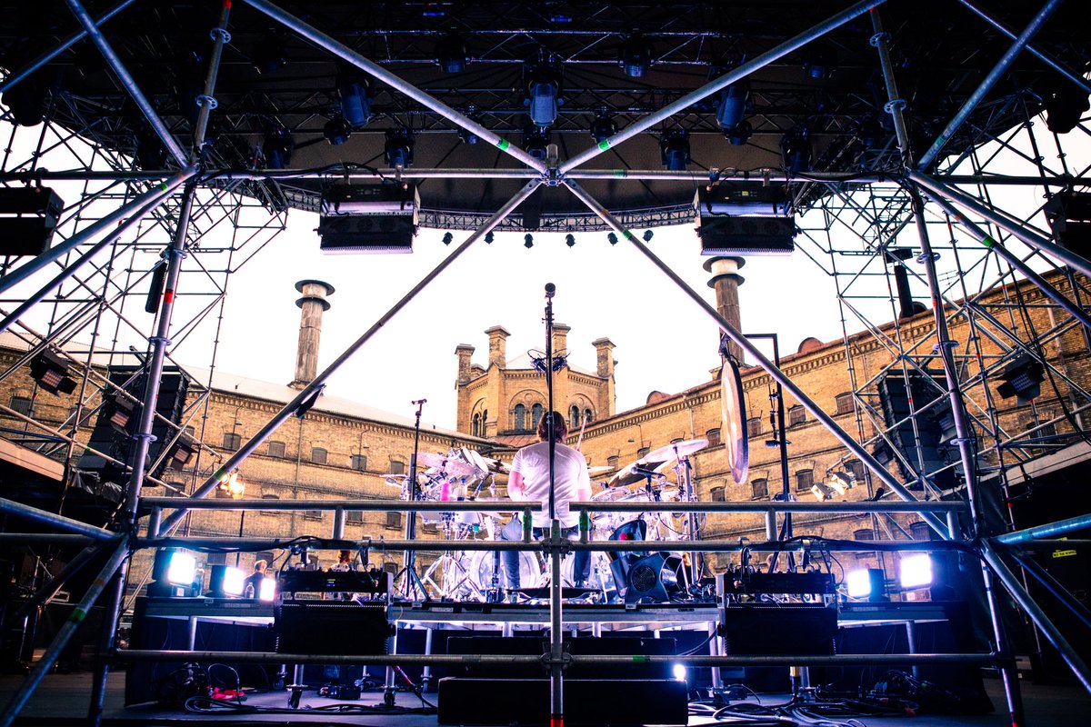 Vilnius 24-6-25

📷: Julia Nikiforova + Sophie Garrett
