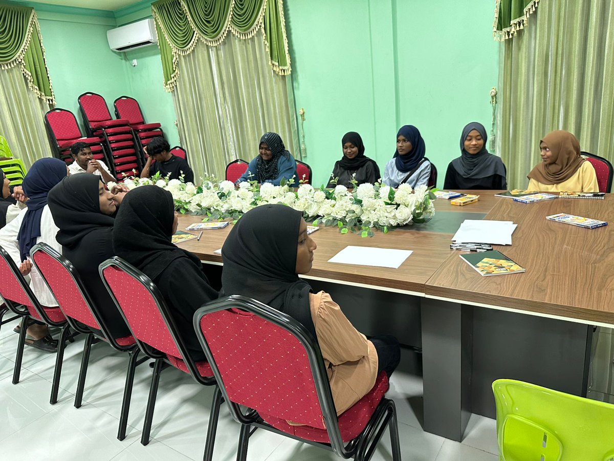 Ministry of Agriculture and Animal Welfare (@maawmv) on Twitter photo ޖެންޑަރ އެކްޝަން ލާރނިންގ ސިސްޓަމް (ގާލްސް) ޕްރޮގުރާމް ށ. ފުނަދޫގައި ކުރިއަށްދަނީ.
<a href="/AgriBusinessMV/">Maldives Agribusiness Programme</a> ޖެންޑަރ އެކްޝަން ލާރނިންގ ސިސްޓަމް (ގާލްސް) ޕްރޮގުރާމް ށ. ފުނަދޫގައި ކުރިއަށްދަނީ.
<a href="/AgriBusinessMV/">Maldives Agribusiness Programme</a>