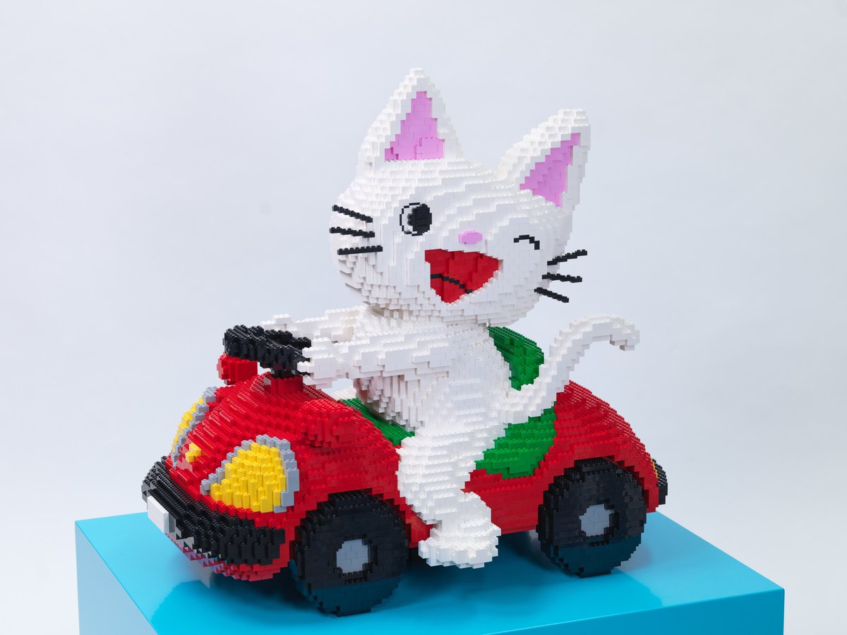 レゴブロックで「ノンタン」を作りました！
ノンタンの独特な輪郭線の感じがブロックの凸凹感と良く合う！

偕成社さんのイベントなどで使っていただく予定です。