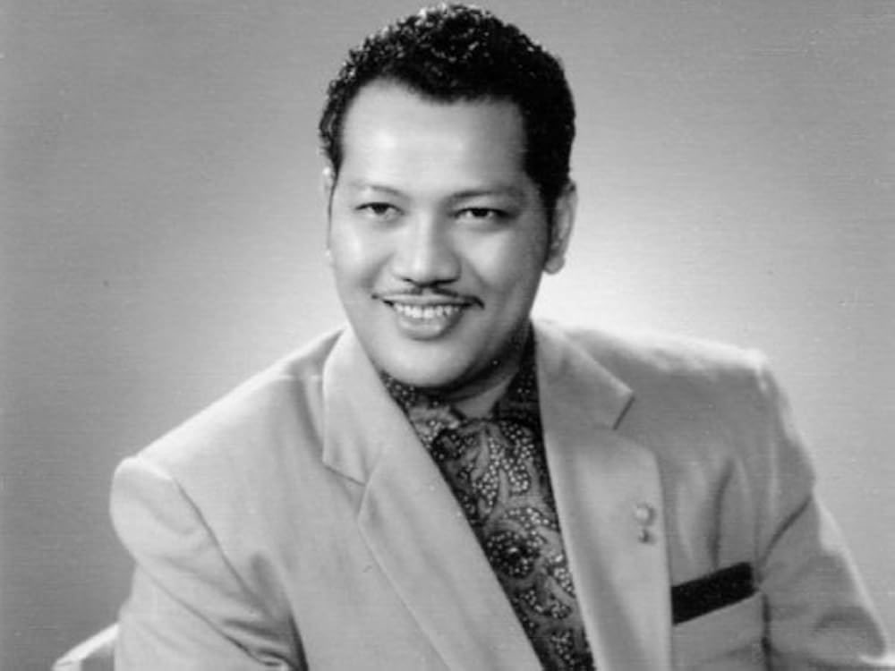 saniboey's tweet image. 1/4
TENTANG P RAMLEE KITA
Assalamualaikum. Aku ada menulis tentang P Ramlee di Facebook tapi panjang sangat utk aku post di X. Maka aku akan letak sini dalam bentuk screen shot ya.
Tapi bagi kalian yg nak baca di FB, sila tekan link — facebook.com/share/p/1AqFUT…
👇🏻👇🏻👇🏻