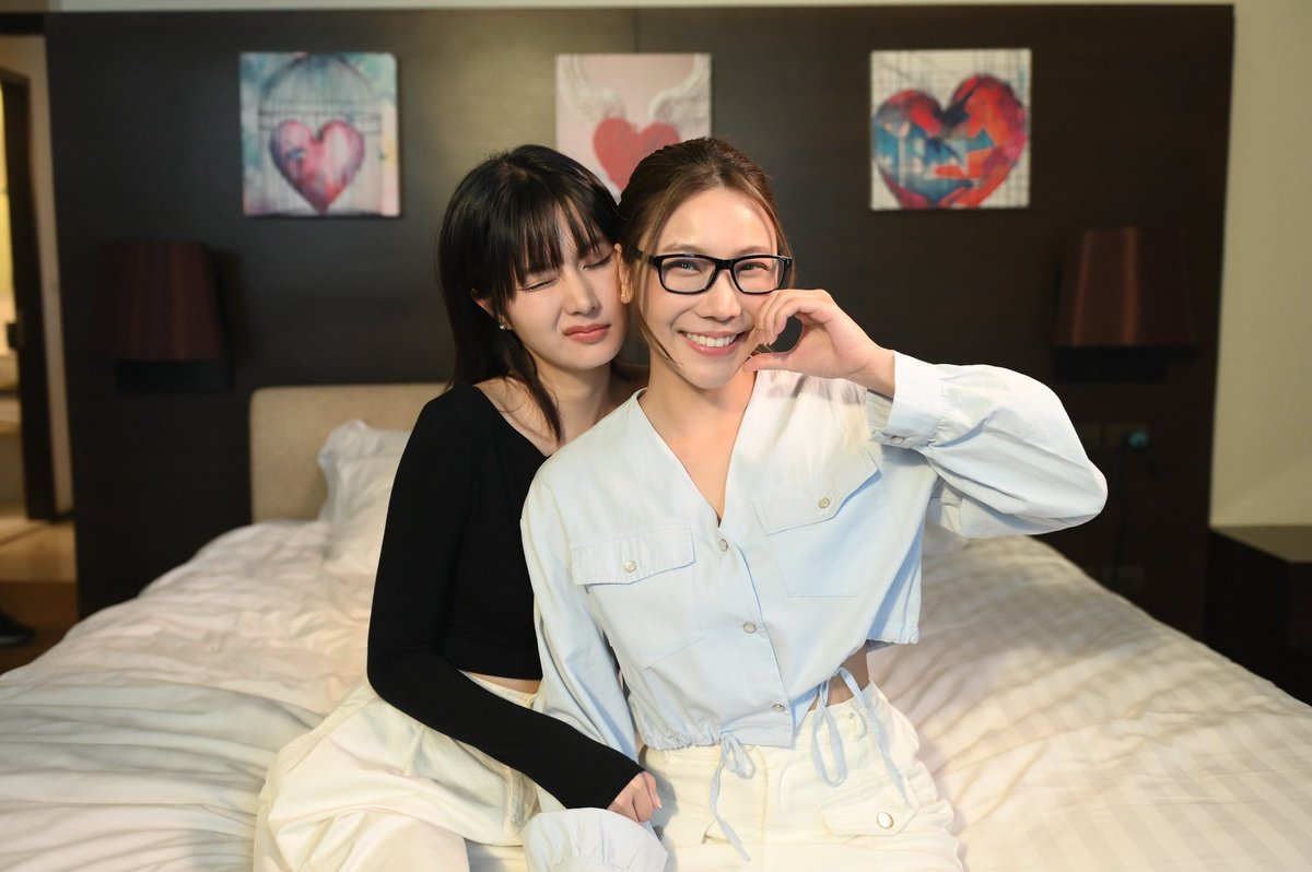 MoreThanIdol_TH's tweet photo. คิดถึงพวกชีมากกก เดี๋ยวจะได้เจอกันละ

#Gracebudsarin #Oaeyponchanok https://t.co/3bjK1HKv77