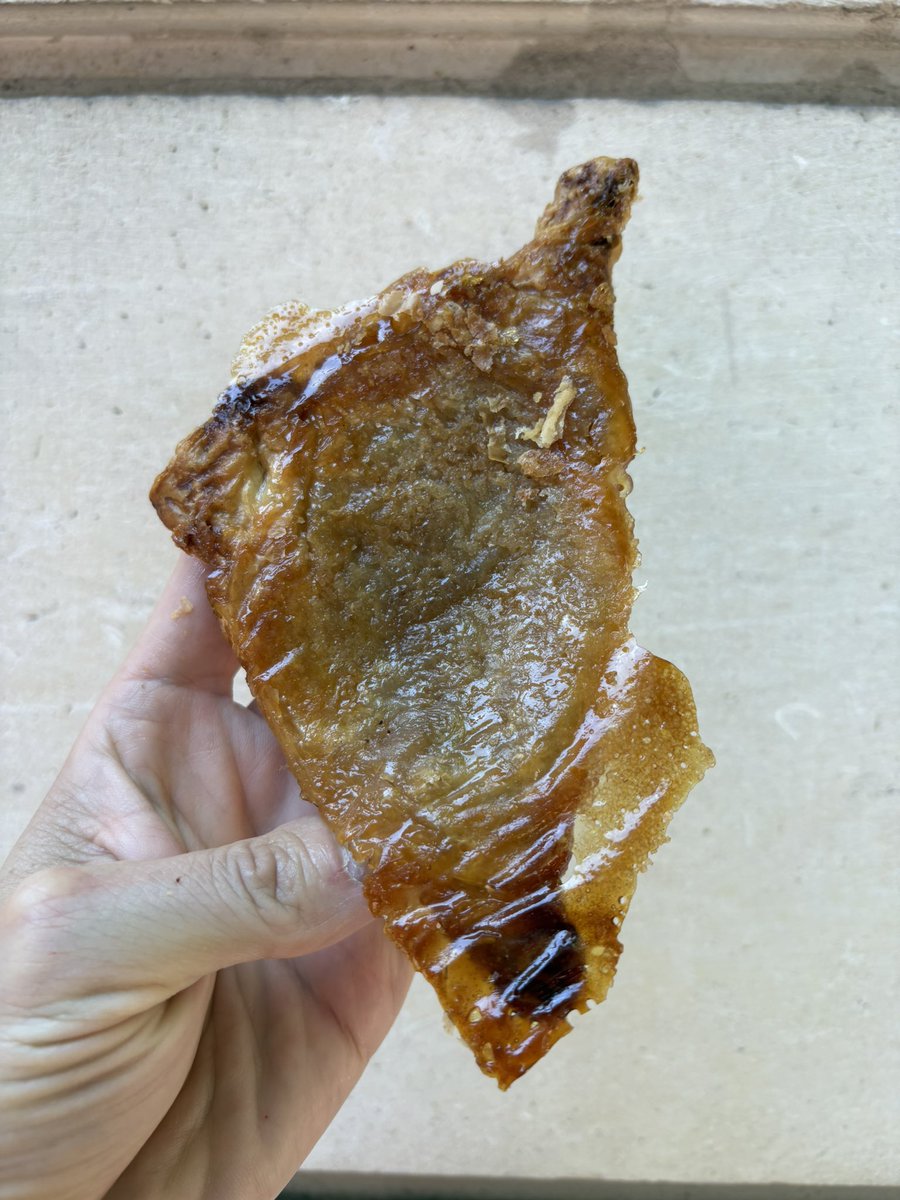 Les Tasters (@lestasters) on Twitter photo Réouverture #boulangerie Livita : Classic + fermentation: levain et farines bio ET soda et Nutella 😟 étonnant chausson pomme flat et roulé banane choco caramel. Pain assez hydraté et levin très doux. Dense (pain de mie aussi). Terrasse et formule. instagram.com/p/DLj_vjro4Jc/… Réouverture #boulangerie Livita : Classic + fermentation: levain et farines bio ET soda et Nutella 😟 étonnant chausson pomme flat et roulé banane choco caramel. Pain assez hydraté et levin très doux. Dense (pain de mie aussi). Terrasse et formule. instagram.com/p/DLj_vjro4Jc/…