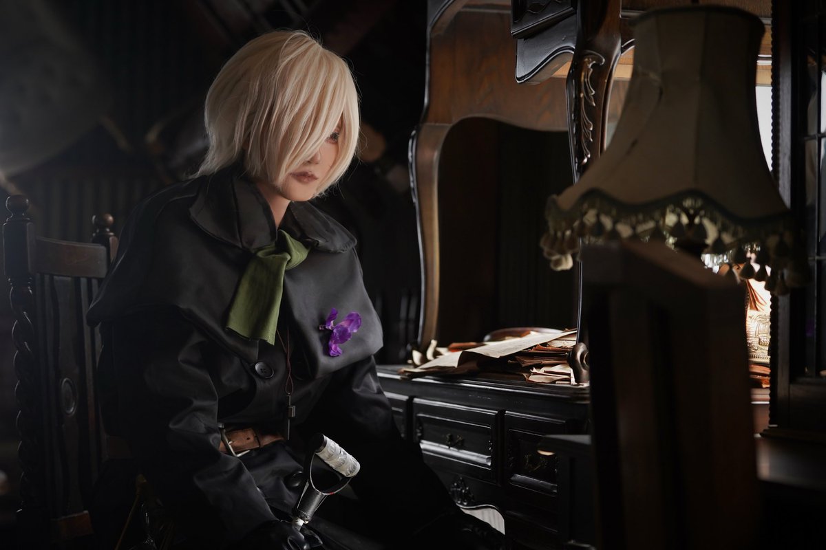 ⚠︎︎Cosplay

「白髪の怪物」