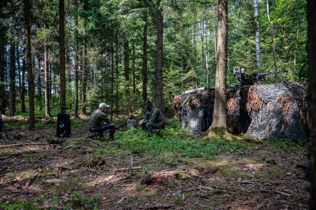 mnbg_lithuania's tweet image. What happens when curiosity meets combat boots?
Dutch influencer @govertsweep took a deep dive into the world of reconnaissance with the Recce platoon of the @landmacht. Full video here:
youtube.com/watch?v=_S_wV2…