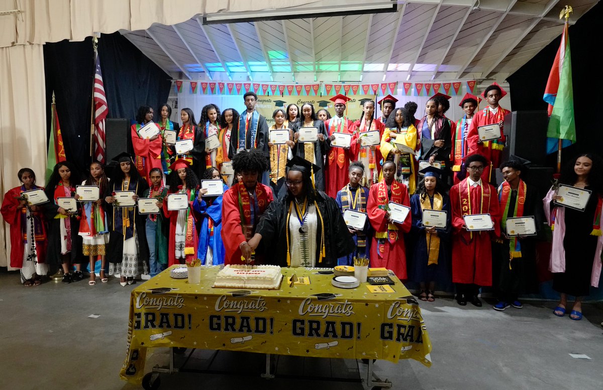 Warsai14's tweet photo. On June 29,25, the Eritrean American diaspora in the Bay Area hosted graduation ceremony at the ECCCC in Oakland. Each year, the Eritrean community comes together to celebrate & inspire its high school & college graduates, encouraging them to become exemplary citizens. #Eritria https://t.co/N3AEILe4jS