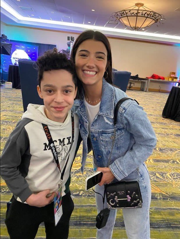 sweet (@8we3t) on Twitter photo 