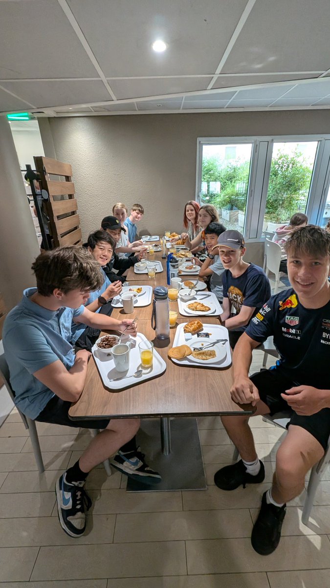 WokingHighMusic tweet media