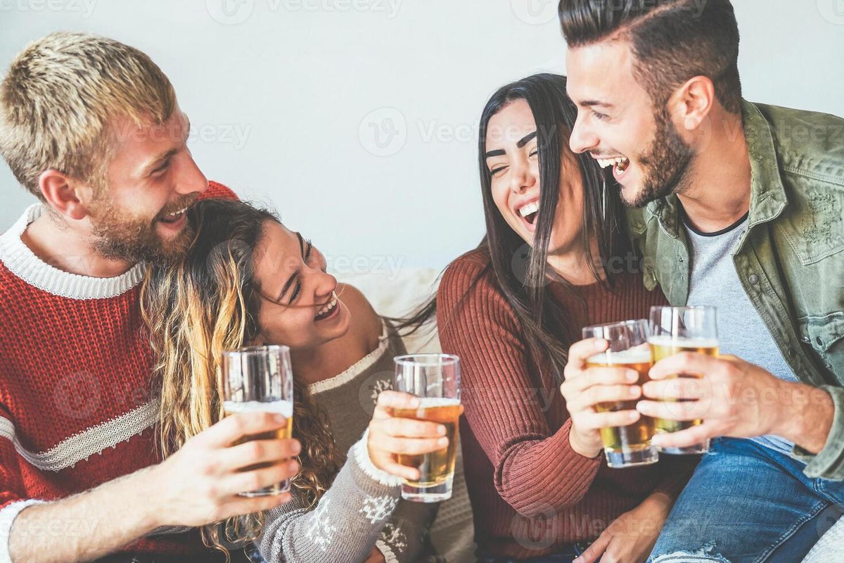 Hercule20533464's tweet photo. Please avoid alcohol if you are not strong. My friend is here explaining to his parents how he grew up as an orphan..... https://t.co/Aqhwde9IUw