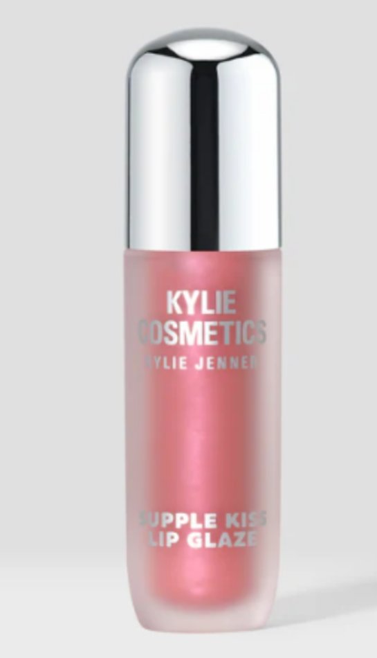 وين الدادي اللي يشتريه لي واصورله شفايفي وانا حاطته 💅🏻🫦