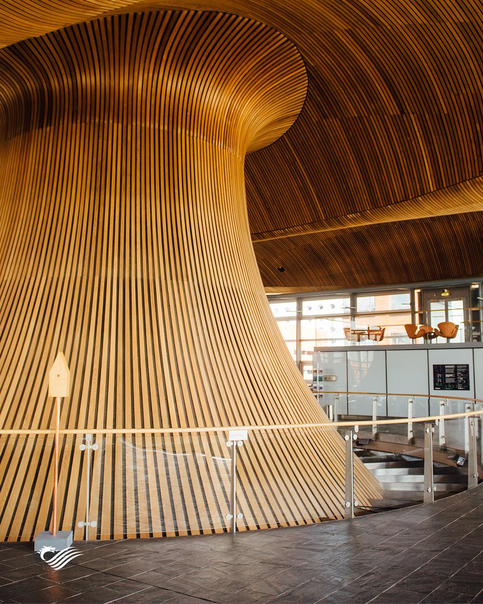 Heddiw, bydd Aelodau o’r Senedd yn holi Llywodraeth Cymru am drafnidiaeth, cyfiawnder cymdeithasol a materion sy’n effeithio ar ogledd Cymru.

Hefyd, byddant yn trafod canfyddiadau ymchwiliad diweddar i ddifrod a chau Porthladd Caergybi yn dilyn storm. busnes.senedd.cymru/ieListDocument…