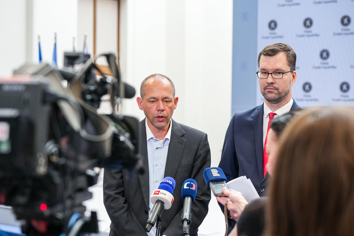 Petr Kulhánek tweet media