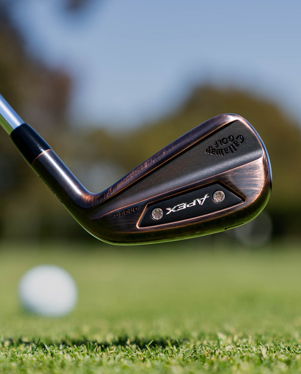 drummondgolf's tweet image. Performance Meets Premium. 👌

The new Callaway Apex Ai200 Brushed Copper irons blend cutting-edge Ai-designed performance with a stunning copper finish.

Smart never looked this good.

Available now: com.pulse.ly/qjedjltar9

#ApexAi200 #BrushedCopper #CallawayGolf