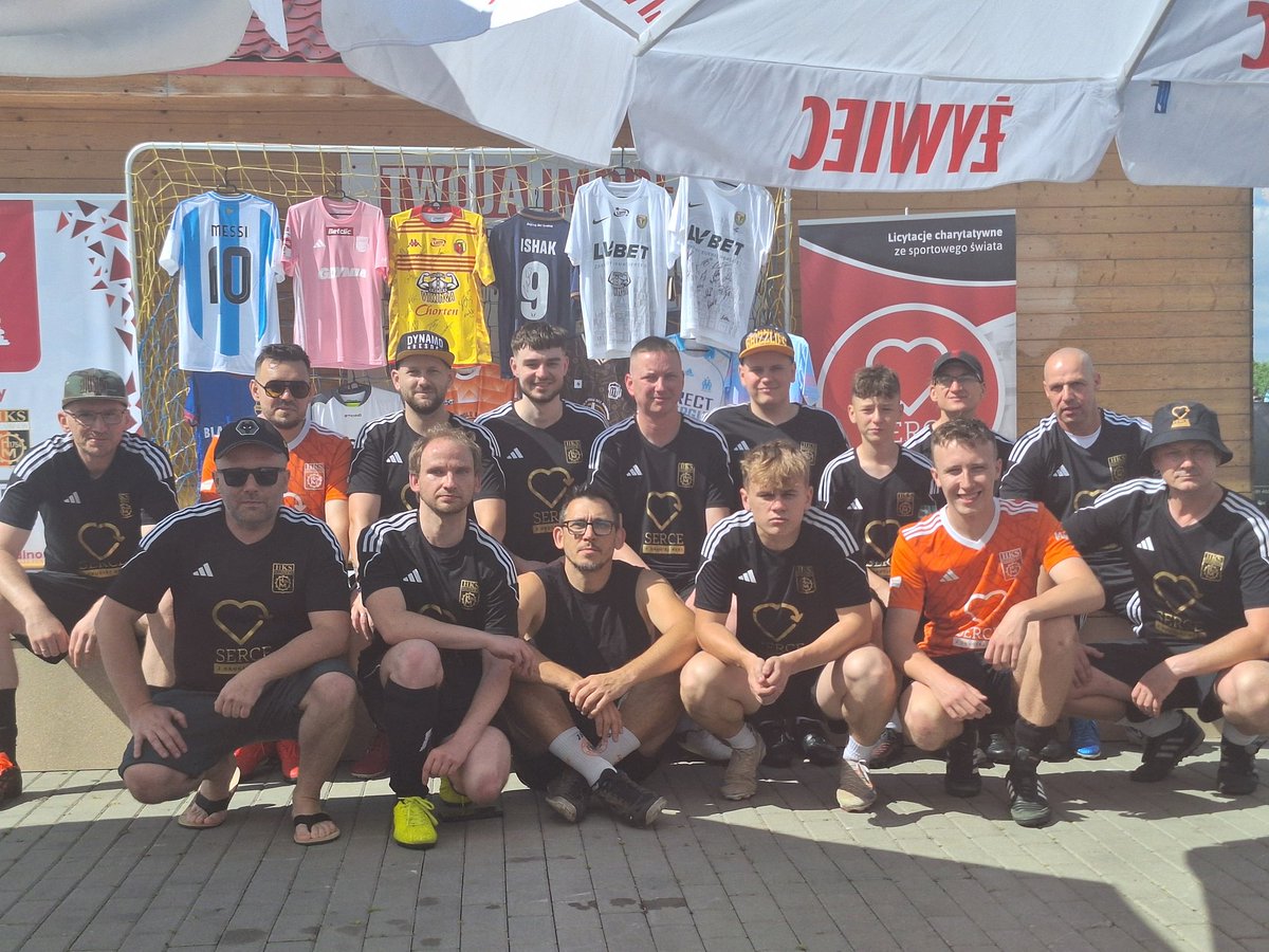 Serce z drugiej ręki ❤️🤲 tweet media