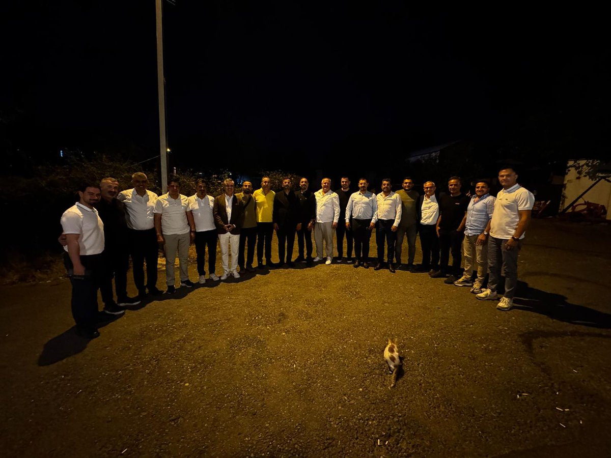 Sancaktepe Belediye Spor Kulübü Yeni Döneme Hazır!

Başkanımız Sn. Cengiz EROĞLU liderliğinde olağanüstü genel kurulumuz sonrası ilk toplantımızı gerçekleştirdik.

Hedef: Avrupa, dünya ve olimpiyat şampiyonlarını Sancaktepe’mizden çıkarmak!
Birlikte daha güçlü, birlikte zirveye!