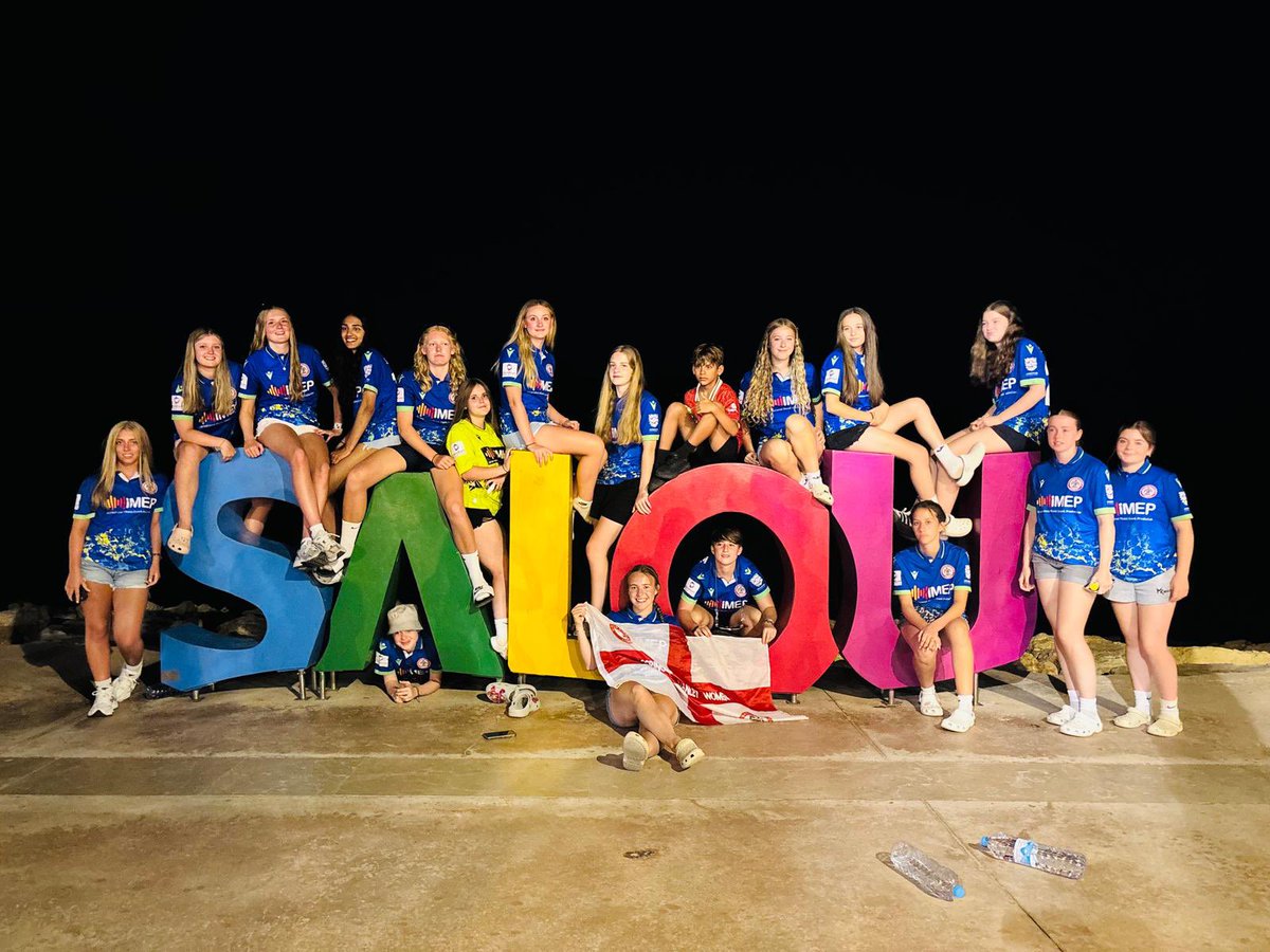 ASWFCofficial's tweet image. Last night marked the @costadauradacup closing ceremony 🎉 The girls celebrated an unforgettable week in Salou 🇪🇸
Now it’s finals day - and we’re buzzing to say our squad is leading in the Silver Semi-Final! Let’s go, ASWFC! 🤞
#ASWFConTour #womensfootball #CostaDauradaCup2025