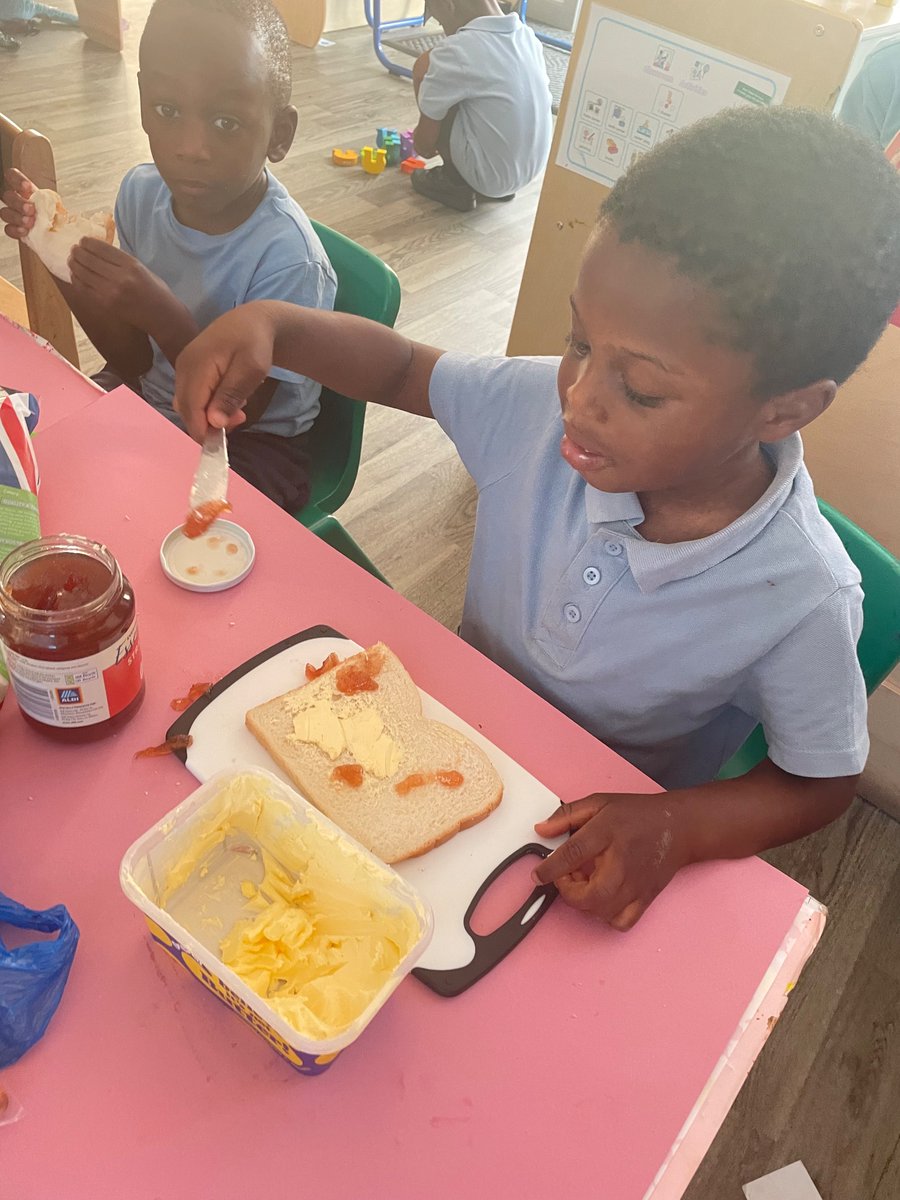 Nursery: Children have had a go at cutting their own fruit and making some banana and jam sandwiches. All these activities are to support development of their fine motor skills - getting them ready for some writing!