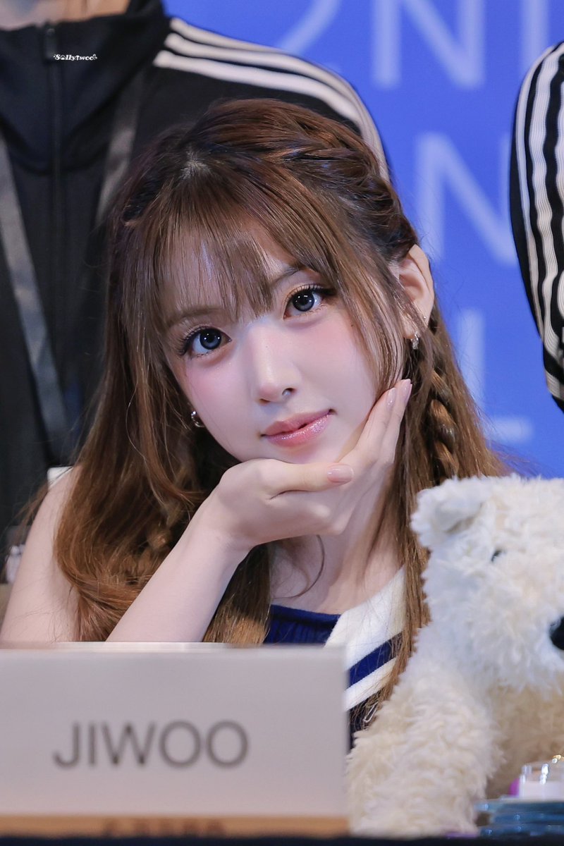 Sylviaccc11's tweet image. 250629
๐ฅบ๐ฅบ๐ฅบ
#nmixx #NMIXX #JIWOO #jiwoo #์ง์ฐ #์๋ฏน์ค