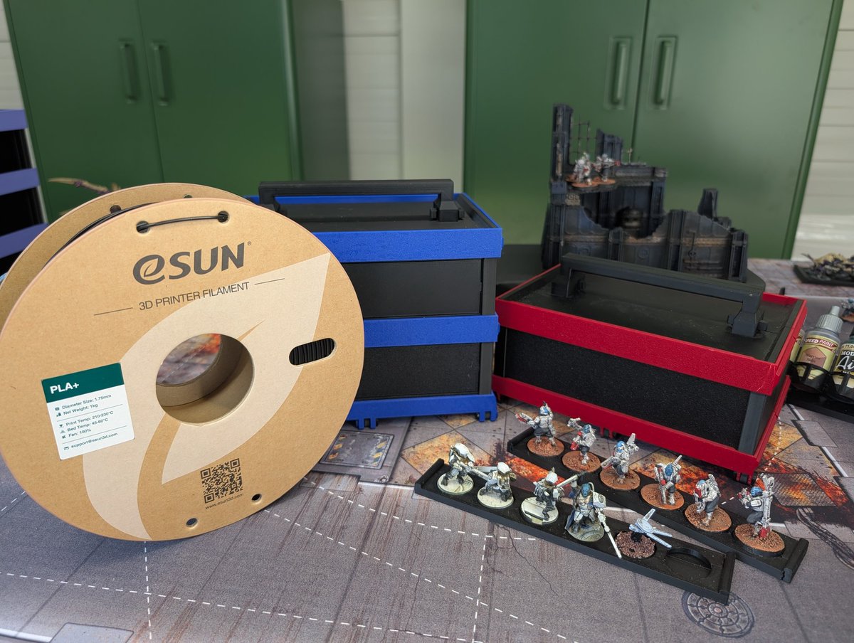 Newmanater's tweet photo. @esun3dfilament I'm looking to see if you'd be interested in a collaboration with my upcoming Kickstarter? 100% 3D printable miniature case.. let me know. Please Thanks! https://t.co/uwfsQmz69S