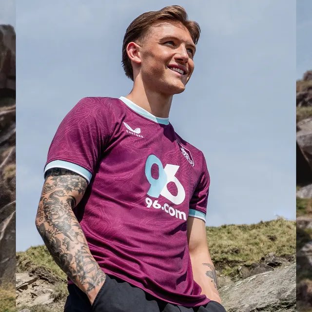 Official: Burnley’s home kit for the 2025/26 season.

Thoughts?

#TwitterClarets