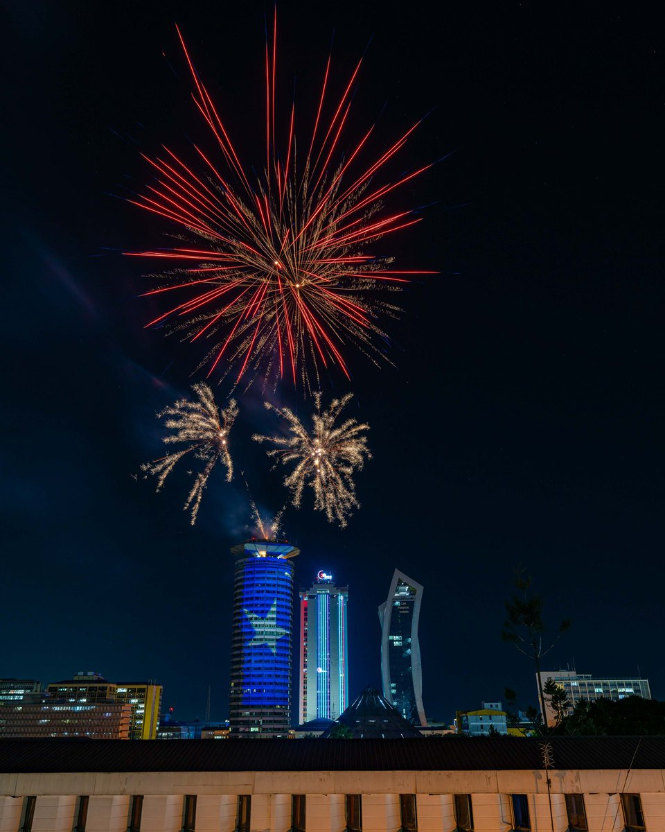 A few more shots of the fireworks at KICC in celebration of Somalia Independence