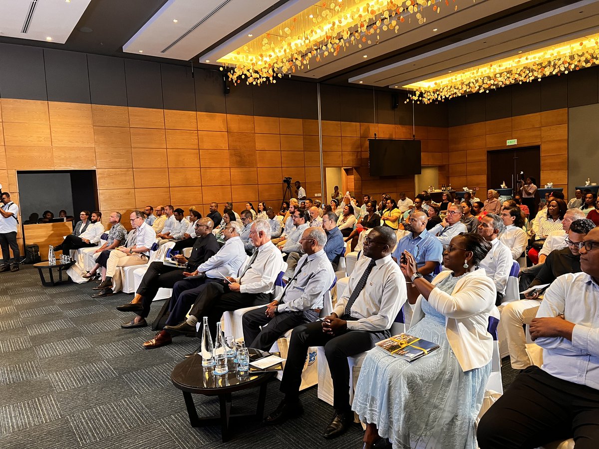 UNDP Seychelles (@undpseychelles) on Twitter photo 🌊Congratulations to Seychelles🇸🇨 & The Nature Conservancy on their landmark achievement in sustainable ocean governance through the Marine Spatial Plan
<a href="/UNDP/">UN Development</a> was pleased to support this journey via 3 <a href="/theGEF/">Global Environment Facility (GEF)</a> funded projects, boosting conservation, capacity & sustainable finance 🌊Congratulations to Seychelles🇸🇨 & The Nature Conservancy on their landmark achievement in sustainable ocean governance through the Marine Spatial Plan
<a href="/UNDP/">UN Development</a> was pleased to support this journey via 3 <a href="/theGEF/">Global Environment Facility (GEF)</a> funded projects, boosting conservation, capacity & sustainable finance
