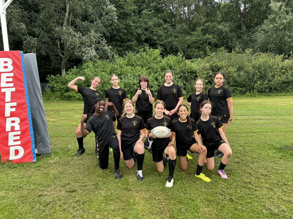 Well done to our Year 7 Rugby team who took part in a festival ran by Oldham Rugby League Club. For a lot of the girls, it was their first rugby match and they all played incredibly.