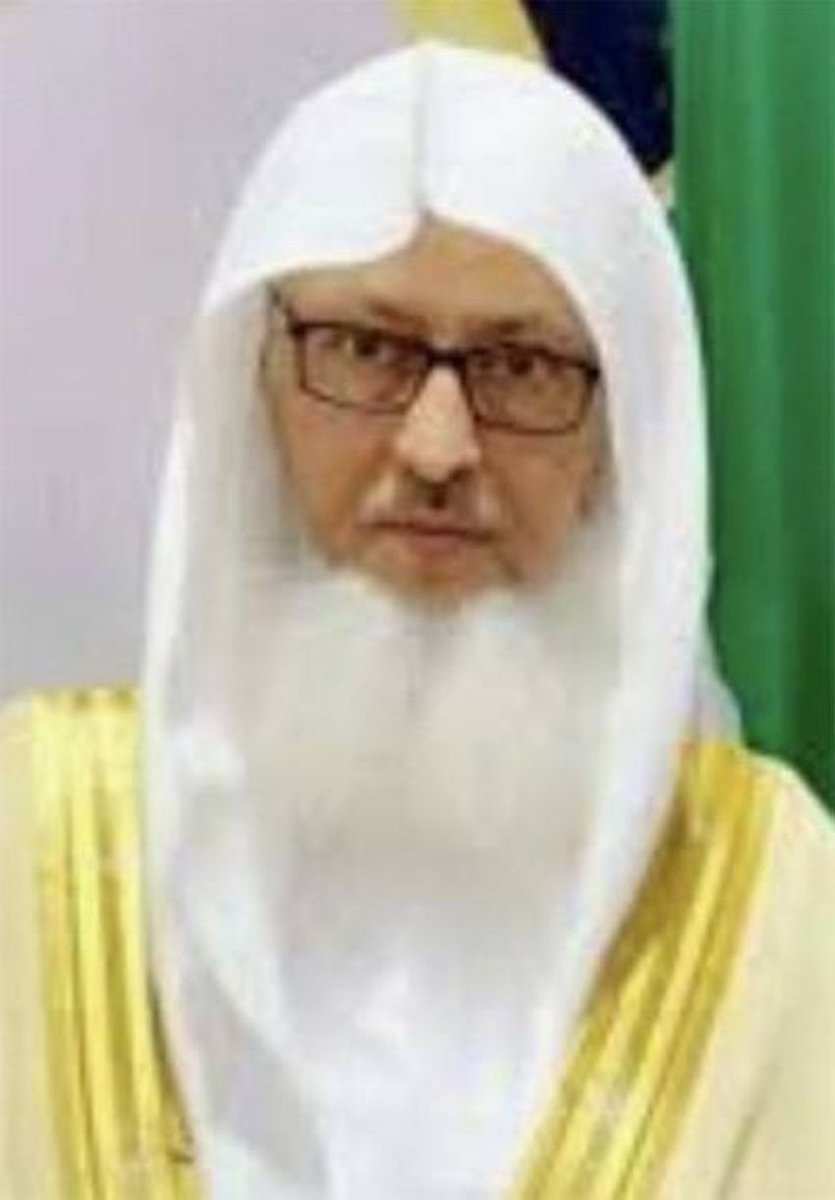 عندما تتصعب الحلول في اعتاق الرقاب ولاصابات البليغه يتدخل رجل الاصلاح الشيخ علي حاسن المكرمي شيخ شمل المكارمه في كل القضايا التي تهم المواطن في نجران يتدخل باصلاح المتخاصمين من القبائل وتقريب وجهات النظر بدراية وخبرةعاليه ترضي الجميع وفي هذه السنه الجديده بدر من تدخله اصلاح قبيلة