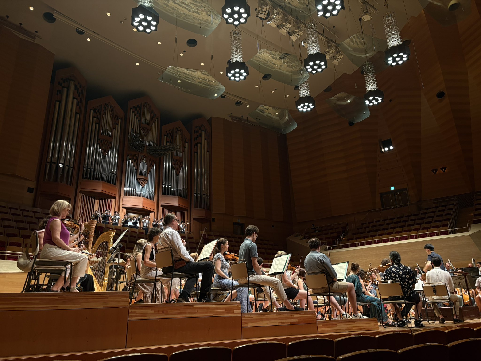 世紀の巨匠ジャパン・ライブ・シリーズ（４枚セット）東京交響楽団創立50周年記念盤 世紀の巨匠ジャパン・ライブ・シリーズ（4枚セット）東京交響楽