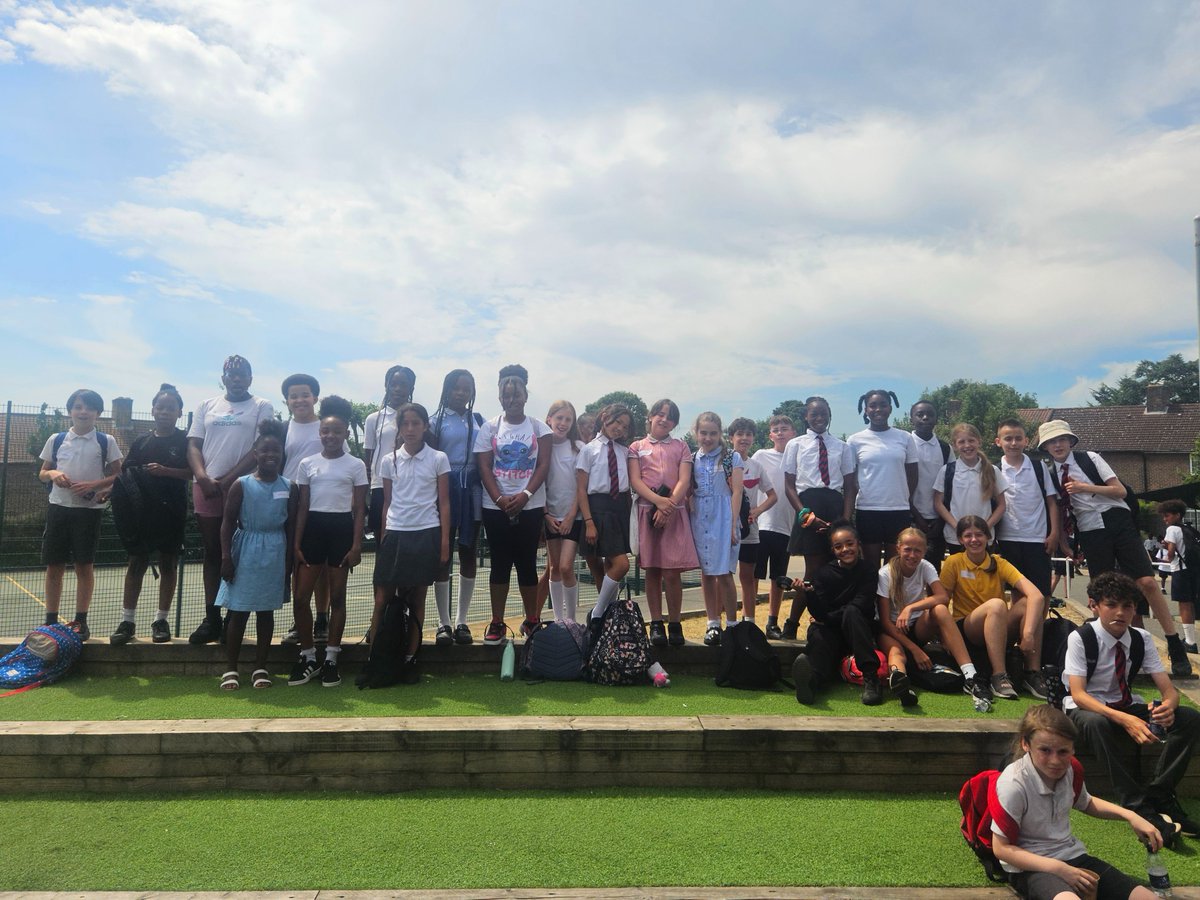 bonus_pastor's tweet photo. What a fantastic Induction Day! π€© A huge, warm welcome to all the Year 6 students joining us in September. It was brilliant to see so many new friendships forming during our icebreakers and bonding sessions.
#BPCC #Year7Induction #ClassOf2032 #NewBeginnings https://t.co/65cgtp2LFK