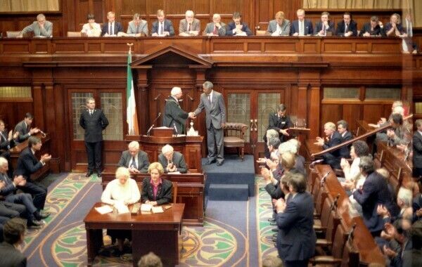Today in 1990, Nelson Mandela, newly released from 27 years in prison and still not yet President of South Africa, rose to speak in Dáil Éireann. He was the first non-head of state ever invited to address the Dáil. Ireland had long been a thorn in the side of apartheid South