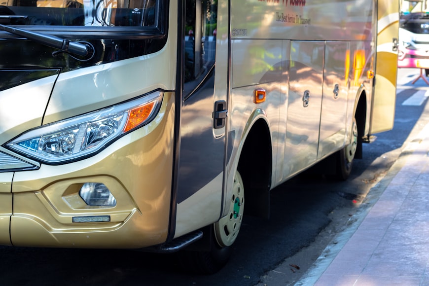 Simply_Trip's tweet photo. Looking for group travel options? A 25 seater mini bus for rent in Bangalore offers the right mix of capacity and comfort for city and outstation trips. Visit https://t.co/oLEmyyD0t2 for #25seaterminibusforrentbangalore https://t.co/6ZPZC0tTqU