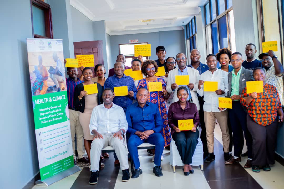 Benjamin William Mkapa Foundation (@mkapafoundation) on Twitter photo 🪺When climate change meets gender and health, real change begins🫧
We joined key voices in a technical workshop, a bold step toward integrating gender and reproductive health into Tanzania’s updated climate commitments (NDC 3.0).
☀️Organized by <a href="/CAN_Tanzania/">CAN Tanzania (Climate Action Network Tanzania).</a> , the workshop 🪺When climate change meets gender and health, real change begins🫧
We joined key voices in a technical workshop, a bold step toward integrating gender and reproductive health into Tanzania’s updated climate commitments (NDC 3.0).
☀️Organized by <a href="/CAN_Tanzania/">CAN Tanzania (Climate Action Network Tanzania).</a> , the workshop