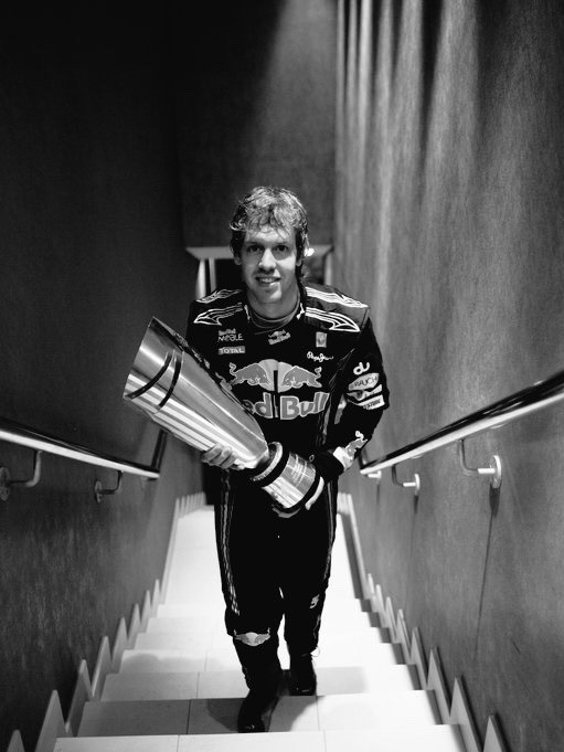 lecstappens's tweet photo. redbull golden boy unrivalled for four years secretly in negotiations with a team that hasn't seen championship glory for years on the cusp of regulation changes after redbull turns farcially undrivable...the more things change the more they stay the same https://t.co/wAQ5RI8dbl