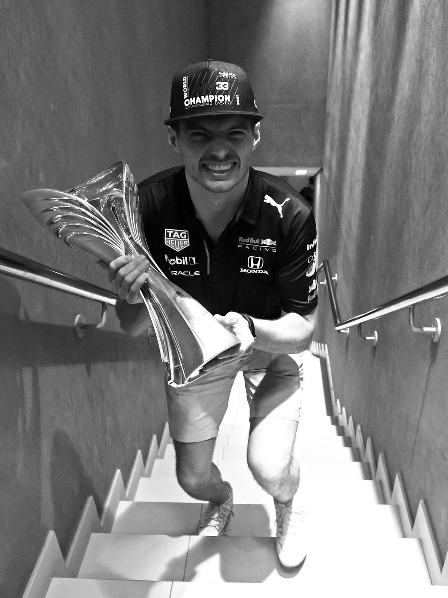 lecstappens's tweet photo. redbull golden boy unrivalled for four years secretly in negotiations with a team that hasn't seen championship glory for years on the cusp of regulation changes after redbull turns farcially undrivable...the more things change the more they stay the same https://t.co/wAQ5RI8dbl