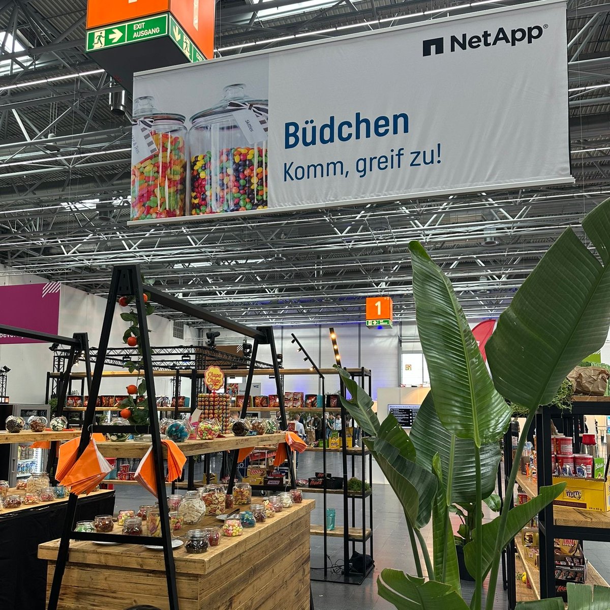 computacenterDE's tweet image. Voller Erfolg, viele Highlights: die xPERIENCE 2025 ist erfolgreich zu Ende gegangen. 

Ein riesiges Dankeschön an @Cisco, @lenovode , @NetApp, alle Partner &amp;amp; Referent:innen, die dieses Event mit uns möglich gemacht &amp;amp; mitgestaltet haben! 💙

#WinningTogether #PeopleMatter