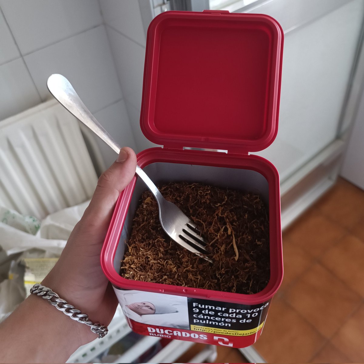 ButaneroPutero33 tweet media